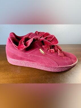 Puma Suede Heart Winter sneakers in the "Red Velvet" - size 7
